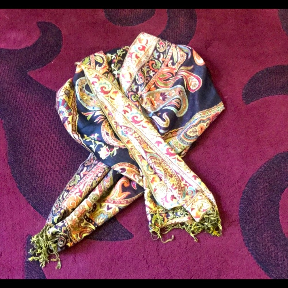 Scarf/shawl